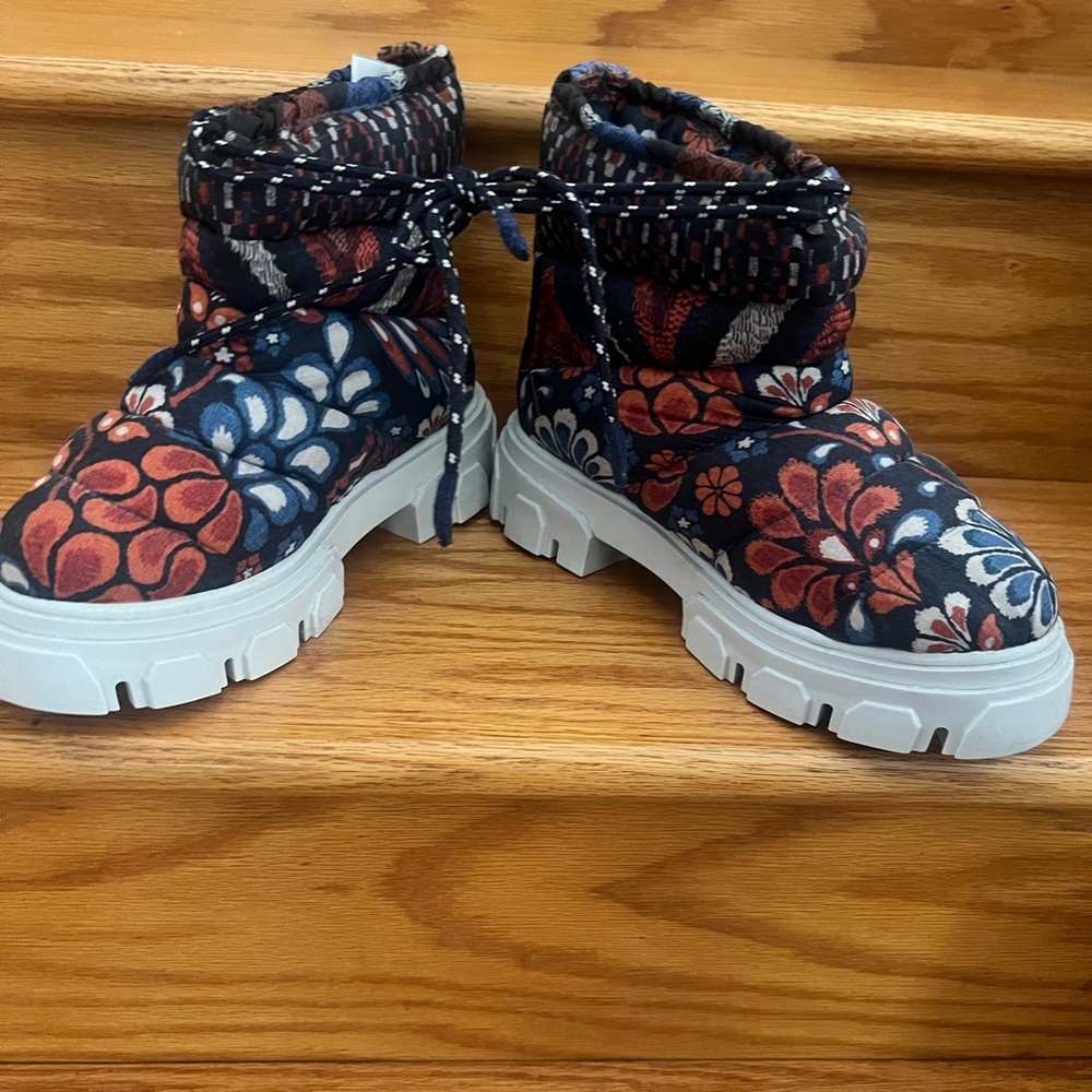 Farm Rio Floral Patterned Boots